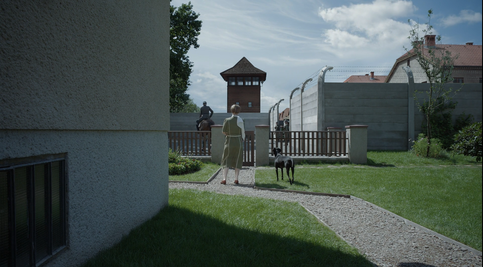 ‘La zona d’interesse’, oltre il muro di Auschwitz