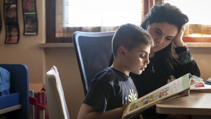 Festa della mamma. Se fosse un lavoro guadagnerebbe 100mila euro l'anno