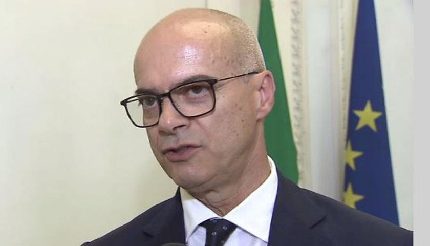 Toma sospende accreditamenti nuove strutture sanitarie