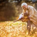 I nonni, eroi invisibili. Senza di loro l’Italia crolla