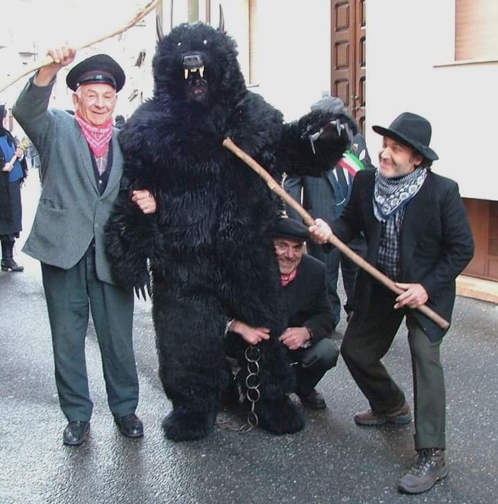 Anche l'Orso di Jelsi al Carnevale Europeo delle Maschere Zoomorfe