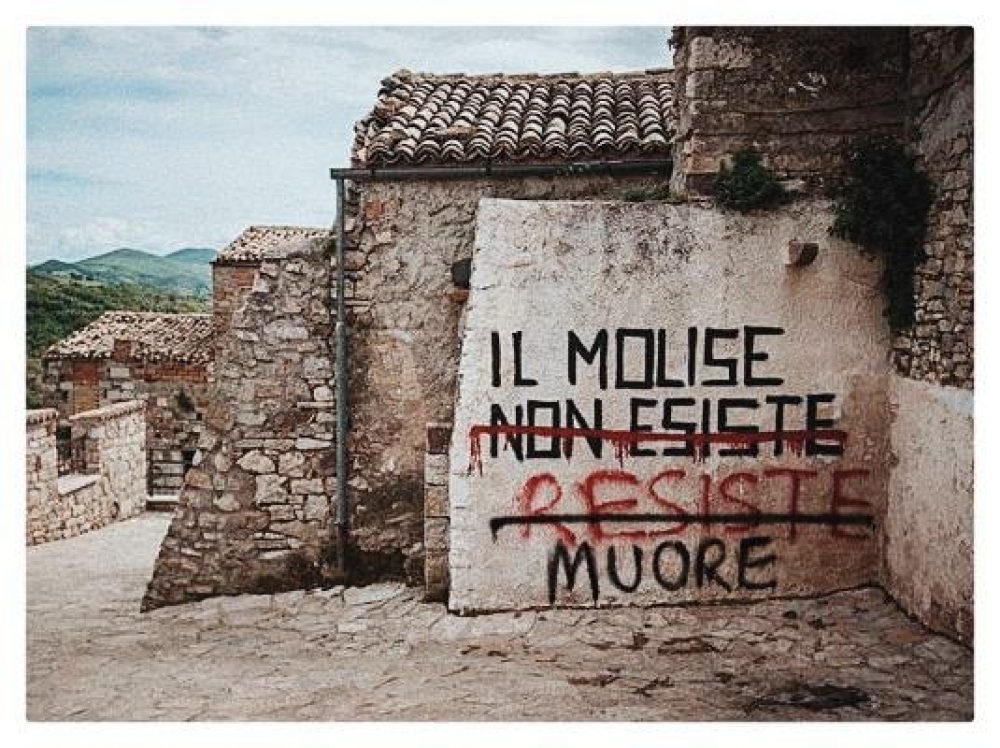 Una Regione sempre più vittima di una politica incapace di dare soluzioni
