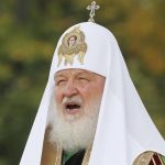 Kirill: nel Donbass contro il gay pride. Il folle antivangelo del patriarca ortodosso