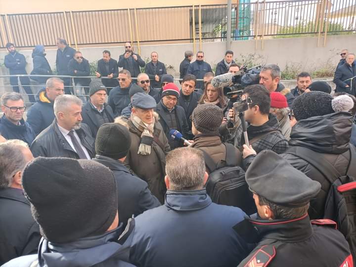 Intervento sostitutivo per pagamento retribuzione dalla Regione in luogo della società ATM SpA. Parlano i Sindacati