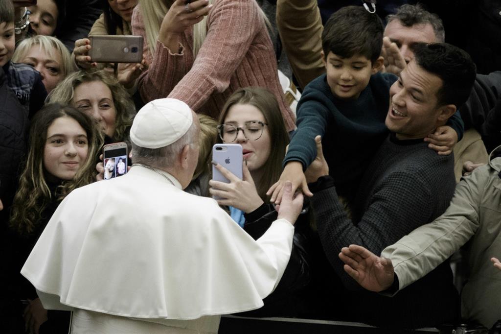 Il Papa: cari giovani, fate sentire la vostra voce per una nuova Europa