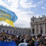 Il dolore di Francesco: “Cessi questa guerra crudele in Ucraina”