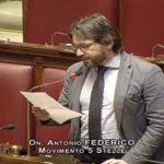 Lavoro, proposta Federico (M5S) alla Camera: reintrodurre obbligo clausola sociale per garantire stabilità