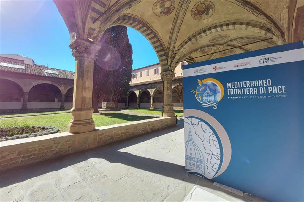 Vescovi e sindaci per la pace nel Mediterraneo. Il via con Bassetti e Draghi a Firenze