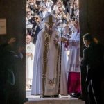 La Perdonanza diventa lunga un anno. Il dono di Francesco a Celestino V
