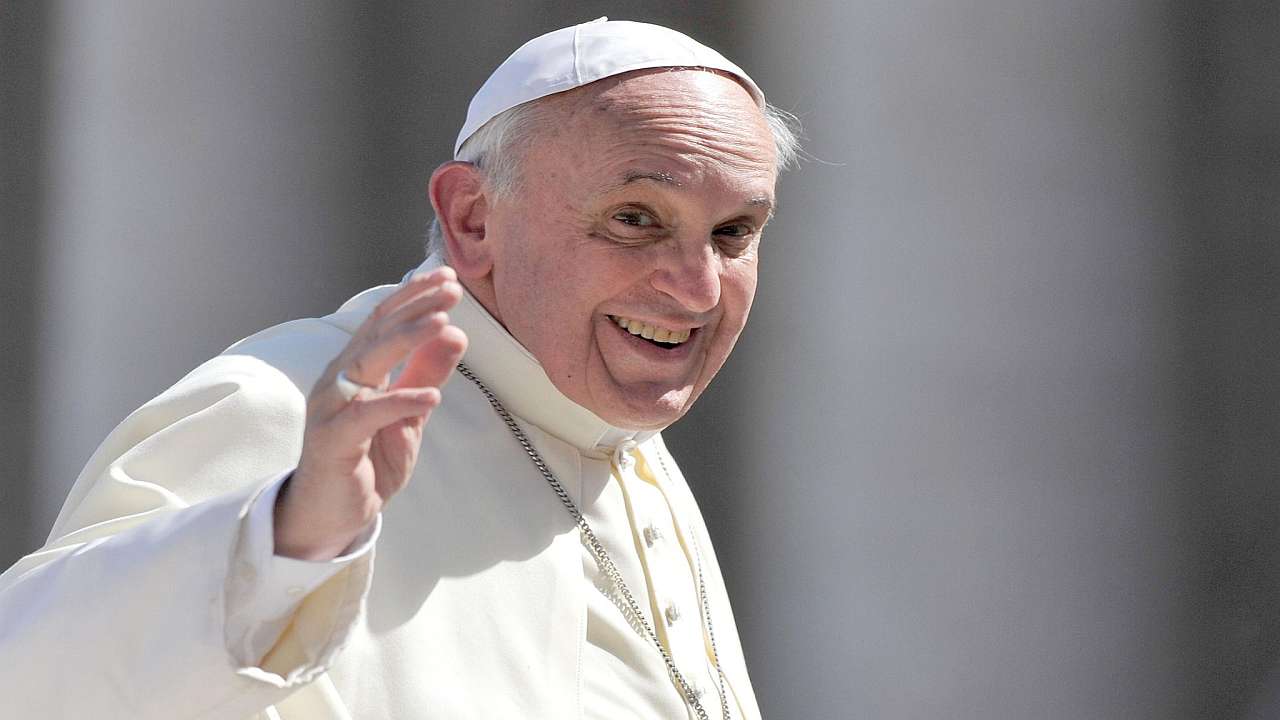 Cari auguri, Santo Padre!