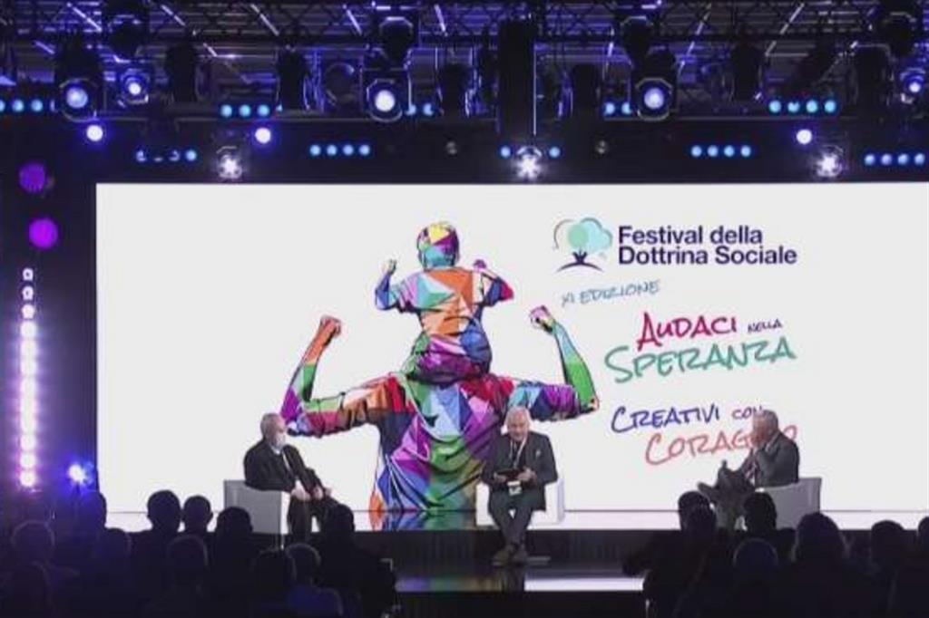 Il Papa al Festival della Dottrina sociale: dalla crisi non usciremo uguali