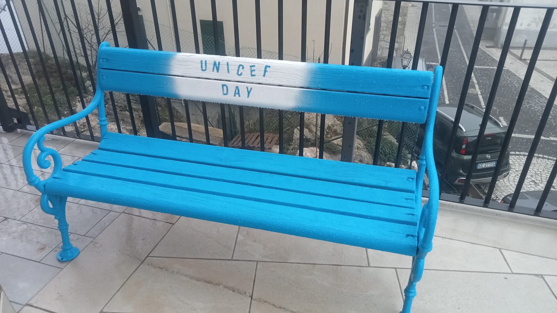 Capracotta si tinge di azzurro per celebrare l’infanzia e l’adolescenza.