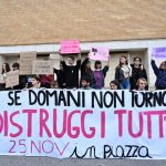 «Tu sei mia». «Lui è fatto così». Le parole dell’amore tossico