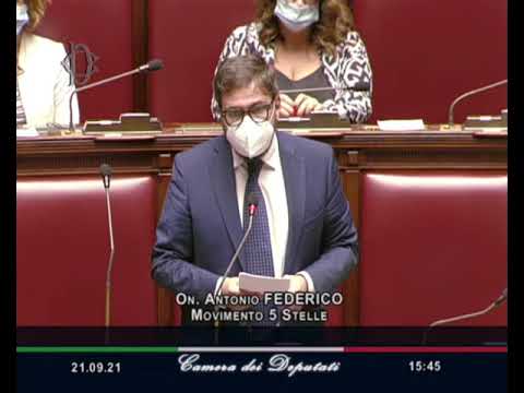 Digitalizzazione delle scuole, oltre 2,1 milioni al Molise