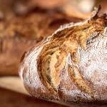 Gesù non fornisce pane, ma lievito mite e possente al cuore della storia