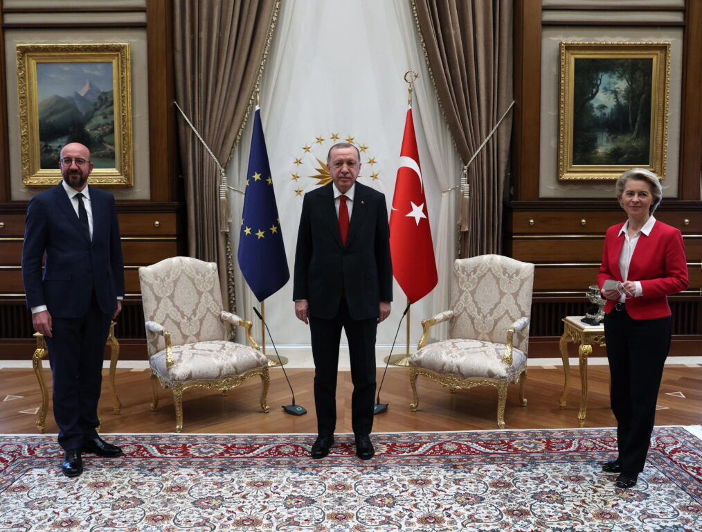 Turchia, la poltrona mancante per von der Leyen.
