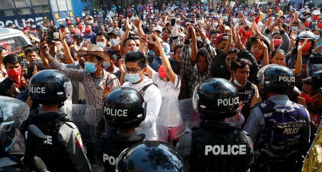 Myanmar: la democrazia cammina sulle gambe dei giovani