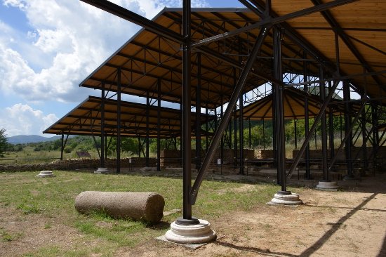 Scavi San Vincenzo. La Soprintendenza decide la rimozione dei