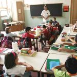 La punizione per l’Ave Maria in classe: 20 giorni di sospensione alla maestra