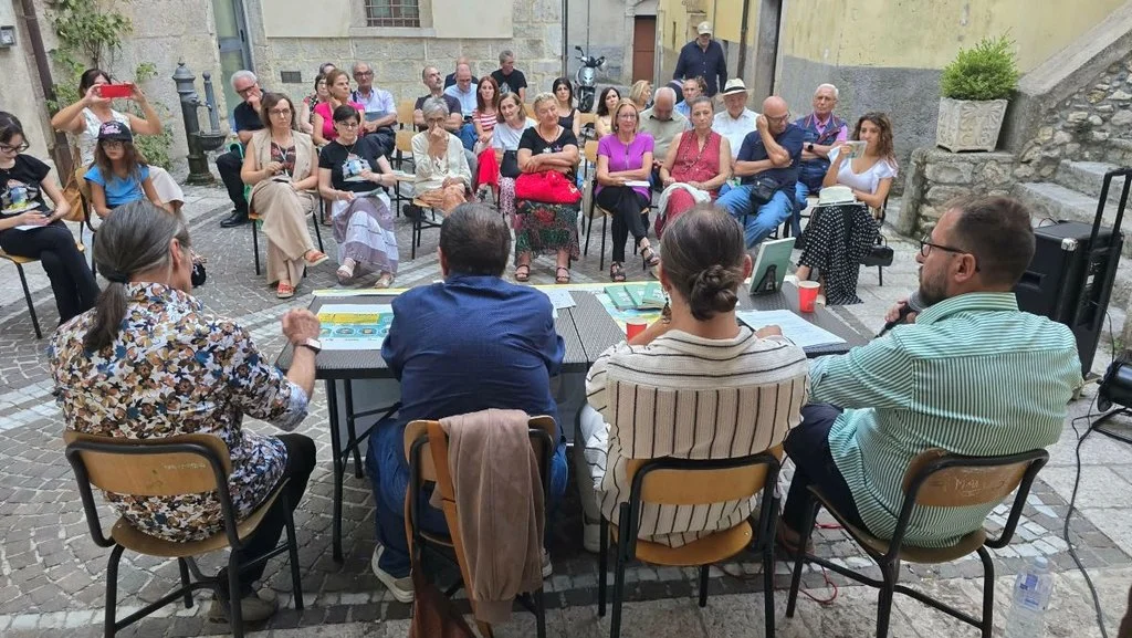 I presenti all'incontro