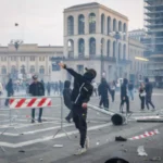 Milano e la società senza legami. Quando i diritti diventano armi e la politica scompare